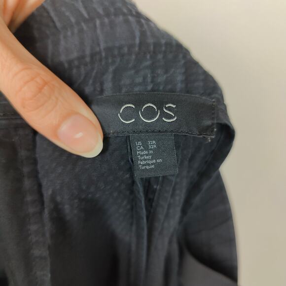 COS Tapered Pants Mens 32R Dark Black Blue Textured Pull On Elastic Waist Preppy - Picture 6 of 8